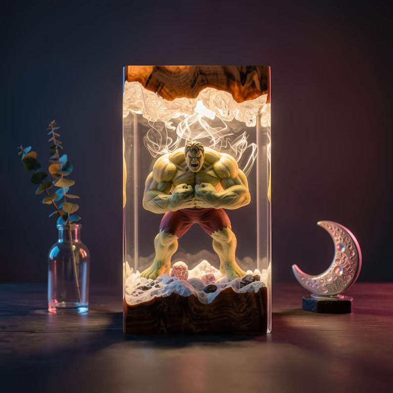 Hulk Resin Lamp TM